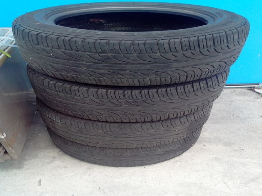 ขาย ยาง 225/55/17 สี่เส้น ราคา 1500