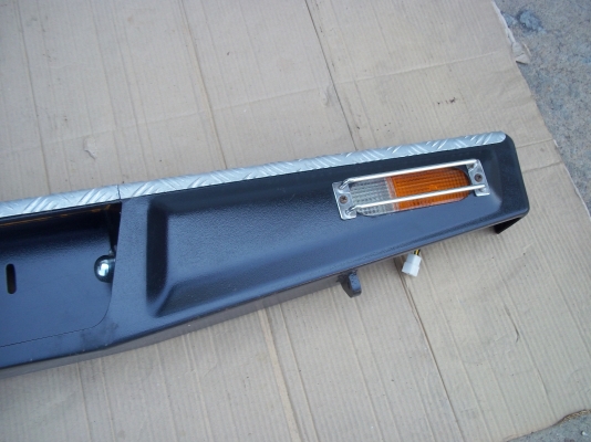 กันชนท้ายดำ4x4 ติดไฟ DKS 3800