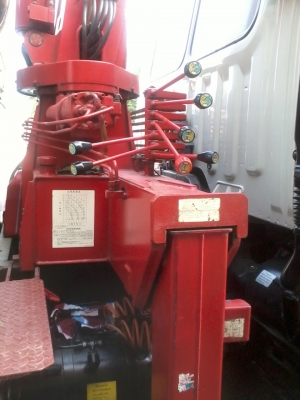 ขายเครน UNICรุ่นA503 5ตัน3ปอก สภาพเอวแน่นดีมากเลยไม่เคยเห็นตั้งแต่ขายเครนมา น้ำมันไม่มีเยิ้ม ไม่ซืมสักหยดเลย แห้งดีมากเลยไม่มีหักไม่มีงอ ชื้อไปติดตั้งได้เลยรับลองไม่ผิดหวังครับ