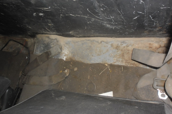 ***ขายแล้วครับขอบคุณ Truck2hand ขาย กระบะตอนเดียว MAZDA B2200 ปี32/89 เครื่องวางใหม่ R2 (ลงเล่ม) แห้งจัด ไม่มีเยิ้ม แรงดี หายห่วง ช่วงล่างเต็ม คัสซีสวยมาก ไม่มีผุไม่มีดาม  หน้าหลัง-เดิมๆ สีบาง ภายในดี คอนโซลครบ พื้นเก๋งไม่มีผุ กระบะผุแต่เก็บมาแล้ว ยางพอใช