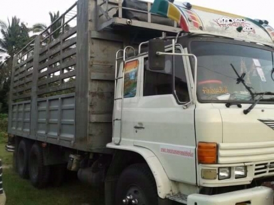 ***ขายแล้วครับขอบคุณ Truck2hand ขาย 10ล้อล่อง เพลาเดียว HINO FL186 /F18  เครื่องเดิม HO7C 185แรง แห้งๆ แรงดี ช่วงล่างดีคัสซีสวย ไม่ผุไม่บวม กระบะเหล็ก ยาว6.2ม. ไม่แตกไม่หัก สภาพดี ยางดี 10 เส้น หัวสีดี ภายในสวย  พร้อมใช้งาน ราคาต่อรองได้ครับ
