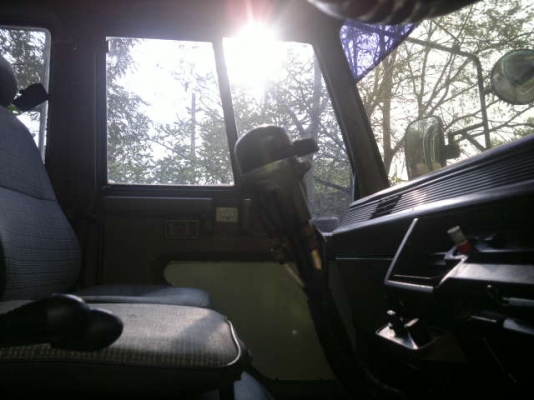 ขายรถ 10 ล้อ 2 เพลา กระบะเนียมดั้ม อู่.ส สุชัย MITSUBISHI MMTFN 527 ปี.44 ปรายปี รถสวย สนใจโทร