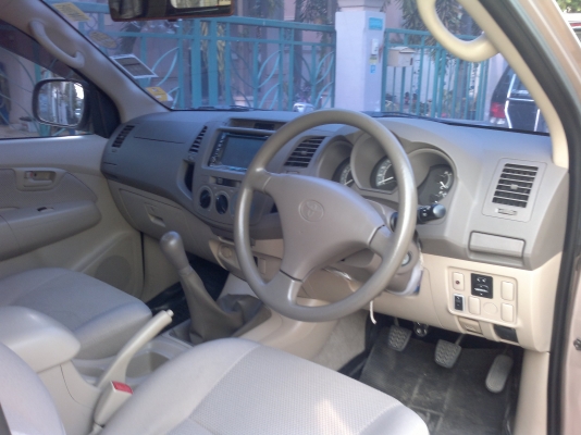 ขาย TOYOTA VIGO3.0 E PRERUNNER มีแครี่บอย+แอร์หลัง+เบาะญี่ปุ่น+เครืองเสียง