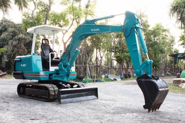 ขายรถแม็คโค KUBOTA KX-027 (เทียบเท่า KOMATSU PC30) นำเข้าจากญี่ปุ่น รถพร้อมใช้งาน ติดต่อ 086-775-7900 ขายรถแม็คโค KUBOTA KX-027 (เทียบเท่า KOMATSU PC30) นำเข้าจากญี่ปุ่น รถพร้อมใช้งาน ติดต่อ 086-775-7900