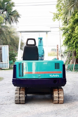 ขายรถแม็คโค KUBOTA KX-027 (เทียบเท่า KOMATSU PC30) นำเข้าจากญี่ปุ่น รถพร้อมใช้งาน ติดต่อ 086-775-7900 ขายรถแม็คโค KUBOTA KX-027 (เทียบเท่า KOMATSU PC30) นำเข้าจากญี่ปุ่น รถพร้อมใช้งาน ติดต่อ 086-775-7900