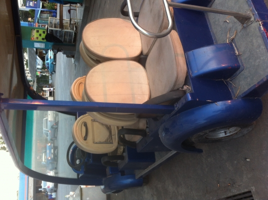 ขายรถกอล์ฟไฟฟ้า 6 ที่นั่ง