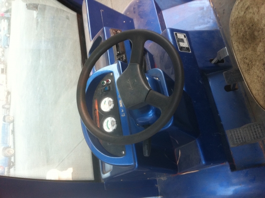 ขายรถกอล์ฟไฟฟ้า 6 ที่นั่ง