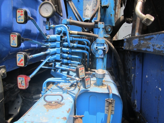 NPRหัวการ์ตูน130แรงโบ-เครนTADANO2.5ตันท้องV NPRหัวการ์ตูน130แรงโบ-เครนTADANO2.5ตันท้องV