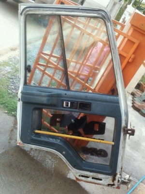 ขายประตูสิบล้อ Rockyซ้าย-ขวา ขายประตูสิบล้อ Rockyซ้าย-ขวา