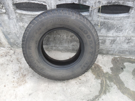 ยาง GoodYear 235/75R15 ปี10 มี 1 เส้น