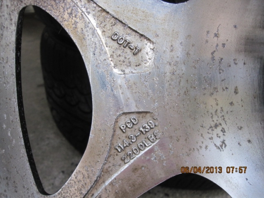 แม็กนอก Touchdownสีโครเมียม 6 รูขอบ 20 พร้อมยาง ถูกๆ