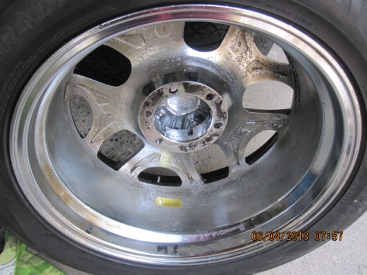 แม็กนอก Touchdownสีโครเมียม 6 รูขอบ 20 พร้อมยาง ถูกๆ