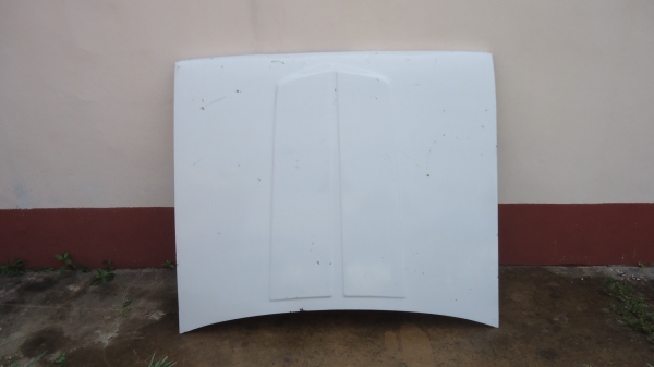 ฝากระโปรง TOYOTA    RT81ครับ