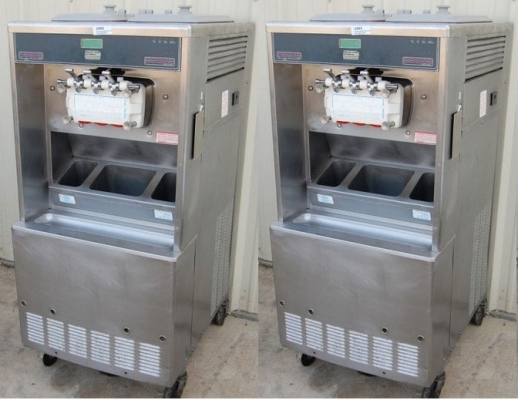 2ขาย เครื่องทำไอศครีม SOFT SERVE ยี่ห้อ TAYLOR model 8787HT-33 /3 Barrel (3หัวกด) ของ USA  แบบเดียวกับที่ KFC ใช้ สภาพ 85-90\% ใช้งานได้ อุปกรณ์ครบ  ราคาตอนนำเข้าเครื่องละ  800,000 บาท มีอยู่4 เครื่อง ต้องการขายราคาถูก