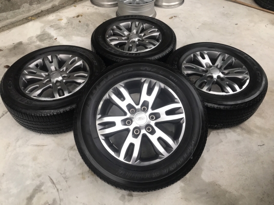 ล้อแม็ก ฟอร์ด เอเวอเรตต์ ขอบ18 พร้อมยาง Bridgestone 265-60-18 ปลายปี 15