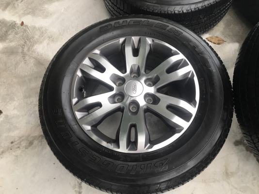 ล้อแม็ก ฟอร์ด เอเวอเรตต์ ขอบ18 พร้อมยาง Bridgestone 265-60-18 ปลายปี 15