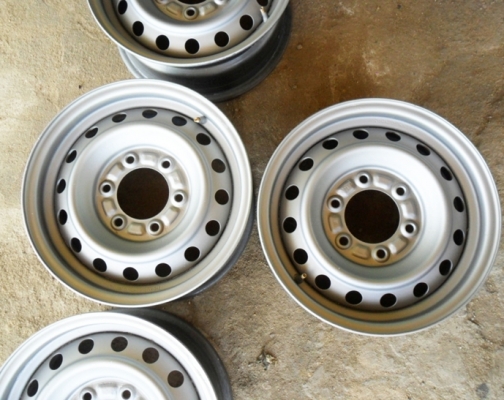 ล้อกะทะขอบ15 - 6รู139 กว้าง 6.5นิ้ว วงละ475