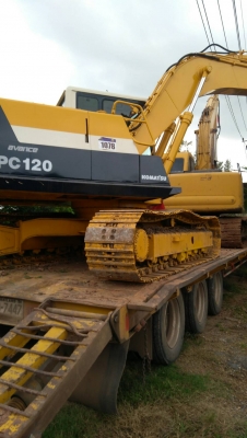รถแบคโฮ KOMATSU 120 รุ่น 5 ซื้อขายแล้ว ส่งลงใต้เรียบร้อย