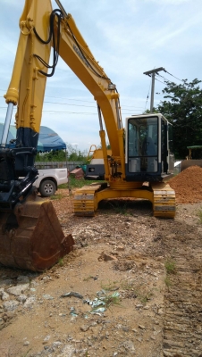 รถแบคโฮ KOMATSU 120 รุ่น 5 ซื้อขายแล้ว ส่งลงใต้เรียบร้อย