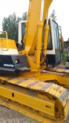 รถแบคโฮ KOMATSU 120 รุ่น 5 ซื้อขายแล้ว ส่งลงใต้เรียบร้อย