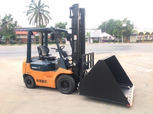 ขายรถโฟลคลิฟท์ TOYOTA  7FD15 ,ใหม่ล่าสุด , เสายกสูง 4 เมตร , เครื่องยนต์ดีเซล 1DZ-II  ,งาปรับคว่ำหงาย , ปุ้งกี๋ ปากกว้าง 1.5 เมตร , รถนำเข้าแท้จากญี่ปุ่น 100\%  ( รถไม่เคยใช้งานในเมืองไทย นำเข้าจากญี่ปุ่น )