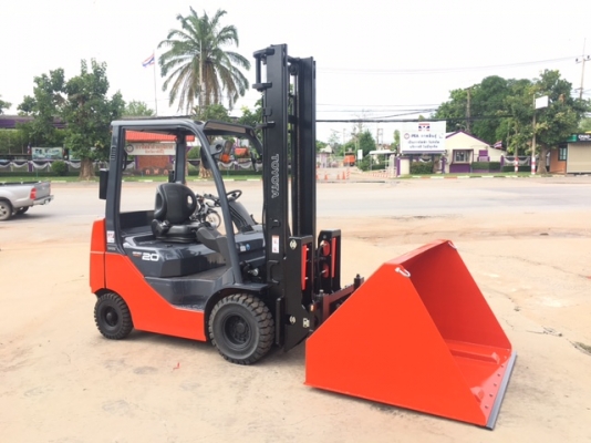 ขายรถโฟลคลิฟท์ TOYOTA  8FDK20 ,ใหม่ล่าสุด , เสายกสูง 4 เมตร , เครื่องยนต์ดีเซล 1DZ-III  ,งาปรับคว่ำหงาย , ปุ้งกี๋ ปากกว้าง 1.5 เมตร , รถนำเข้าแท้จากญี่ปุ่น 100\%  ( รถไม่เคยใช้งานในเมืองไทย นำเข้าจากญี่ปุ่น )