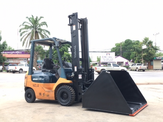 ขายรถโฟลคลิฟท์ TOYOTA 7FD10 ,ใหม่ล่าสุด , เสายกสูง 4 เมตร , เครื่องยนต์ดีเซล 1DZ-II ,งาปรับคว่ำหงาย , ปุ้งกี๋ ปากกว้าง 1.5 เมตร , รถนำเข้าแท้จากญี่ปุ่น 100\% ( รถไม่เคยใช้งานในเมืองไทย นำเข้าจากญี่ปุ่น ) ขายรถโฟลคลิฟท์ TOYOTA 7FD10 ,ใหม่ล่าสุด , เสายกสูง 4 เมตร , เครื่องยนต์ดีเซล 1DZ-II ,งาปรับคว่ำหงาย , ปุ้งกี๋ ปากกว้าง 1.5 เมตร , รถนำเข้าแท้จากญี่ปุ่น 100\% ( รถไม่เคยใช้งานในเมืองไทย นำเข้าจากญี่ปุ่น )