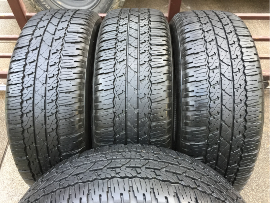 ยาง Bridgestone 265 65 17 กลางปี16 ดอกเต็ม ไม่มีปะ ใช้ยาว ราคาไม่แพง