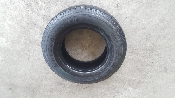 ขายยาง245/70/16 ปี13 BRIDGESTONE HT689 4 เส้น ขายยาง245/70/16 ปี13 BRIDGESTONE HT689 4 เส้น
