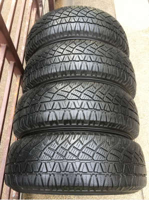 ยาง Michelin 225 70 15 ปลายปี15 ดอกเต็ม ไม่มีปะ ใช้ยาว ราคาไม่แพง