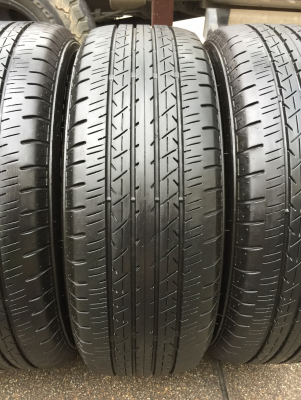 ยาง Bridgestone 215 60 16 ปลายปี16 ดอกเต็ม ไม่มีปะ ใช้ยาว ราคาไม่แพง