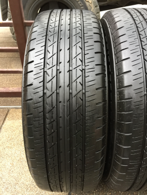 ยาง Bridgestone 215 60 16 ปลายปี16 ดอกเต็ม ไม่มีปะ ใช้ยาว ราคาไม่แพง