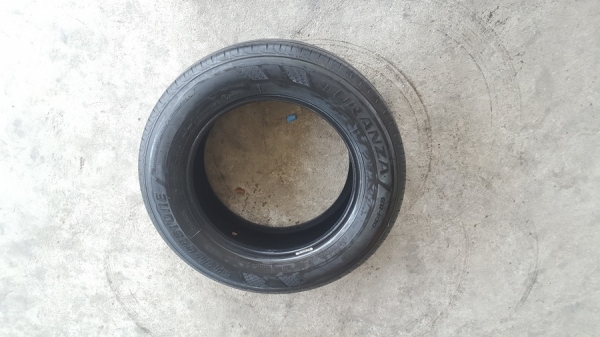 ขายยาง195/65/15 ปี 3115 BRIDGESTONE GR100 4 เส้น ขายยาง195/65/15 ปี 3115 BRIDGESTONE GR100 4 เส้น
