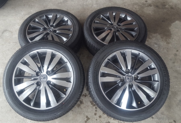 ขายล้อHONDA JAZZ GK16 ยางปี14  4 ล้อ