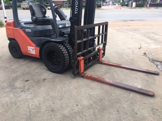ขายรถโฟลคลิฟท์ TOYOTA 52- 8FD25 ,678 ชั่วโมง, ออโต รถปี 2014 ล่าสุด , เสายกสูง 4 เมตร , เครื่องยนต์ดีเซล 3Z ,งาปรับคว่ำหงาย , รถนำเข้าแท้จากญี่ปุ่น 100\% ( รถไม่เคยใช้งานในเมืองไทย นำเข้าจากญี่ปุ่น ) ขายรถโฟลคลิฟท์ TOYOTA 52- 8FD25 ,678 ชั่วโมง, ออโต รถปี 2014 ล่าสุด , เสายกสูง 4 เมตร , เครื่องยนต์ดีเซล 3Z ,งาปรับคว่ำหงาย , รถนำเข้าแท้จากญี่ปุ่น 100\% ( รถไม่เคยใช้งานในเมืองไทย นำเข้าจากญี่ปุ่น )
