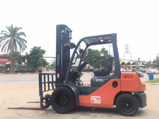 ขายรถโฟลคลิฟท์ TOYOTA 52- 8FD25 ,678 ชั่วโมง, ออโต รถปี 2014 ล่าสุด , เสายกสูง 4 เมตร , เครื่องยนต์ดีเซล 3Z ,งาปรับคว่ำหงาย , รถนำเข้าแท้จากญี่ปุ่น 100\% ( รถไม่เคยใช้งานในเมืองไทย นำเข้าจากญี่ปุ่น ) ขายรถโฟลคลิฟท์ TOYOTA 52- 8FD25 ,678 ชั่วโมง, ออโต รถปี 2014 ล่าสุด , เสายกสูง 4 เมตร , เครื่องยนต์ดีเซล 3Z ,งาปรับคว่ำหงาย , รถนำเข้าแท้จากญี่ปุ่น 100\% ( รถไม่เคยใช้งานในเมืองไทย นำเข้าจากญี่ปุ่น )