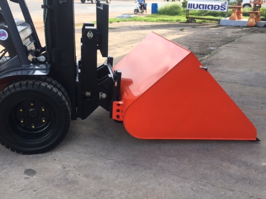 ขายรถโฟลคลิฟท์ TOYOTA 52-8FD30  ,ออโต, เสายกสูง 6.5 เมตร , เครื่องยนต์ดีเซล 3Z ,งาปรับคว่ำหงาย , ปุ้งกี๋ทรงโค้งนำเข้า ปากกว้าง 1.7 เมตร , รถนำเข้าแท้จากญี่ปุ่น 100\%  ( รถไม่เคยใช้งานในเมืองไทย นำเข้าจากญี่ปุ่น )