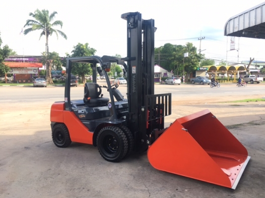 ขายรถโฟลคลิฟท์ TOYOTA 52-8FD30 ,ออโต, เสายกสูง 6.5 เมตร , เครื่องยนต์ดีเซล 3Z ,งาปรับคว่ำหงาย , ปุ้งกี๋ทรงโค้งนำเข้า ปากกว้าง 1.7 เมตร , รถนำเข้าแท้จากญี่ปุ่น 100\% ( รถไม่เคยใช้งานในเมืองไทย นำเข้าจากญี่ปุ่น ) ขายรถโฟลคลิฟท์ TOYOTA 52-8FD30 ,ออโต, เสายกสูง 6.5 เมตร , เครื่องยนต์ดีเซล 3Z ,งาปรับคว่ำหงาย , ปุ้งกี๋ทรงโค้งนำเข้า ปากกว้าง 1.7 เมตร , รถนำเข้าแท้จากญี่ปุ่น 100\% ( รถไม่เคยใช้งานในเมืองไทย นำเข้าจากญี่ปุ่น )