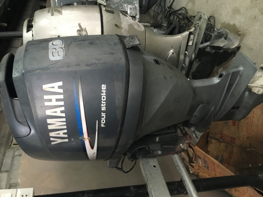 ขายเครื่องเรือYamaha 80แรง สี่จังหวะ