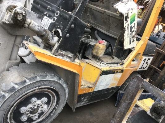 ขาย โฟรคลิฟท์ ทีซีเอ็ม ดีเซล 3 ตันเสา 4 เมตรเ