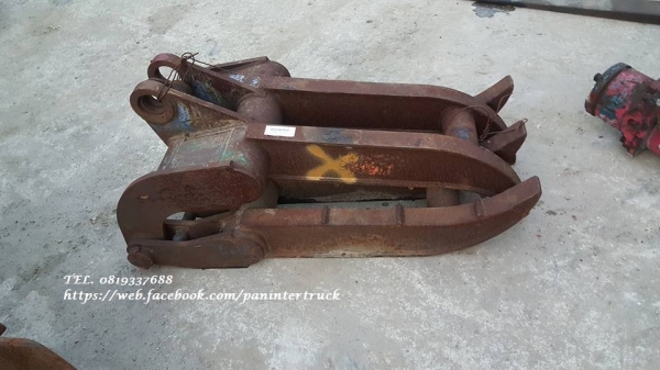 FROM JAPANตัวคีบปากหนีบไม้ FORK GRAB***สำหรับรถขุดไซค์ 40,45,50,55 /สวมบูทสลัก45มิล / ราคาเพียง 29,000 บาท สนใจติดต่อ 0819337688