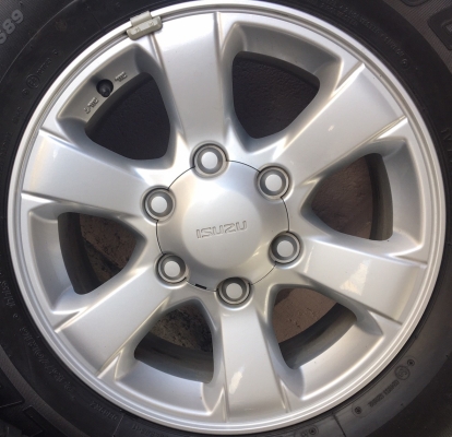 ล้อแม็ก อีซูซุ นิวดีแม็ก 1.9 บลูเพาเวอร์ พร้อมยาง 245-70-16 ปี 16