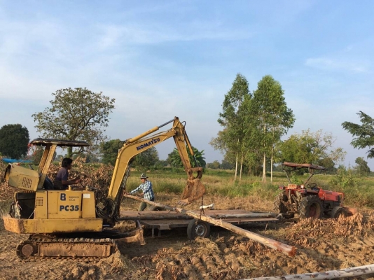 komatsu pc 35 พร้อมใช้งาน เครื่องดี ปั้มแรง ไม่ตก komatsu pc 35 พร้อมใช้งาน เครื่องดี ปั้มแรง ไม่ตก