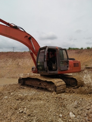 ขาย hitachi zx 200 japan ขาย hitachi zx 200 japan