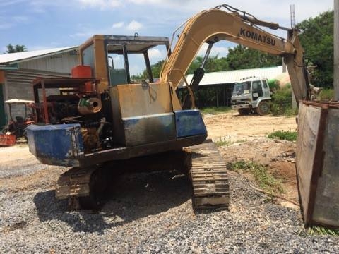 ขายด่วน รถแบคโฮ KOMATSU  PC60-5  พร้อมใช้งาน