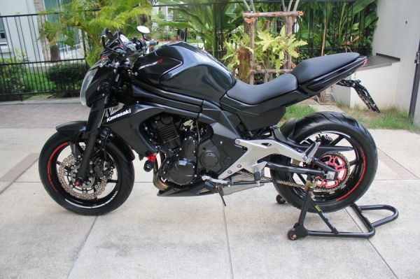 Er6n ปี 2013 รถสวยวิ่งน้อย 4,000kmแท้ๆ ไม่กรอไมล์ ไร้ที่ติ