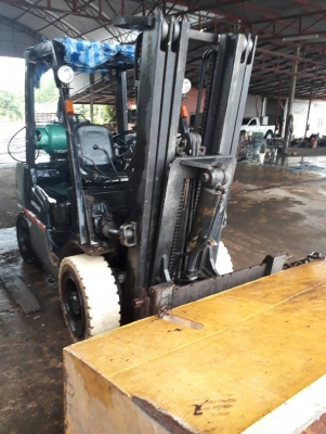 ขายรถโฟกรีป 3 ตันยกสูง 4 เมตร มีคว่ำ- หงาย ขายรถโฟกรีป 3 ตันยกสูง 4 เมตร มีคว่ำ- หงาย