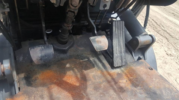 FROM JAPANสินค้าเก่านอก รถยก FORK LIFT TOYOTA -42-6FG15 /ยกได้ 1.5 ตัน , เสาสูง 3 เมตร/ ราคาเพียง 110,000 บาท(ราคานี้ไม่รวมถังแก๊ส)  สนใจติดต่อ 0819337688