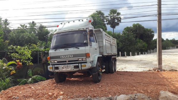 สิบล้อ อิชุชุ FXZ 240 แรง ปี 38