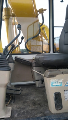 โคมัตสุ KOMATSU 120-5 เก่าญี่ปุ่น ราคา 750,000 บาท โคมัตสุ KOMATSU 120-5 เก่าญี่ปุ่น ราคา 750,000 บาท